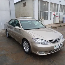 Toyota Camry 2004