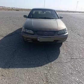 Toyota Camry 1999