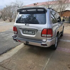 Toyota Land Cruiser 2000