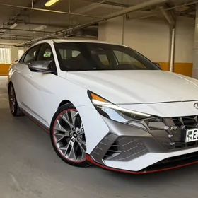 Hyundai Elantra 2023