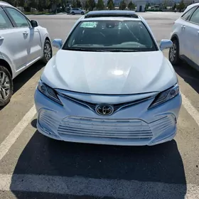 Toyota Camry 2022