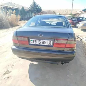 Toyota Corona 1994