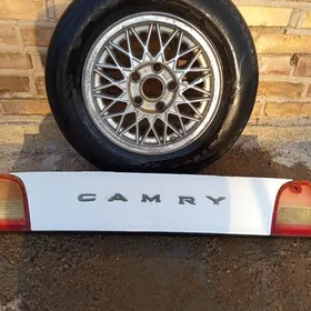 Disge, pakrysga cyra komplekit