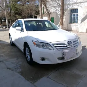 Toyota Camry 2010