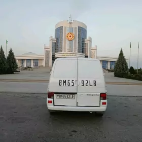 Volkswagen Transporter 2000