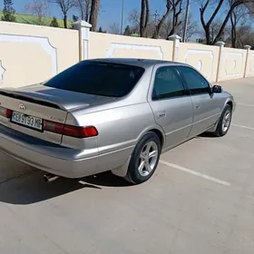 Toyota Camry 1998