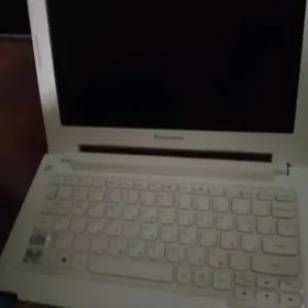 ноутбук школьнвй