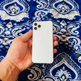 iPhone 11 Pro white