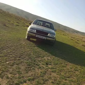 Opel Vectra 1991