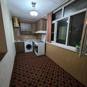 10mkr 4/4etažy 2komnat smeska