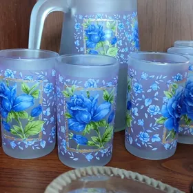 кувшин и 6 стаканов