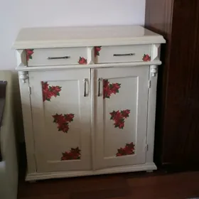 тумба старинная