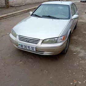 Toyota Camry 1999