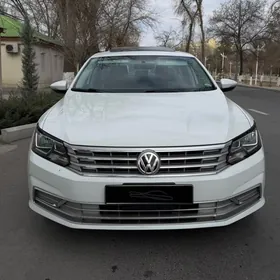 Volkswagen Passat 2018