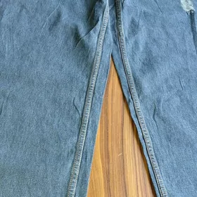 джинсы новые