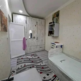 квартира срочно  дёшево 4комн