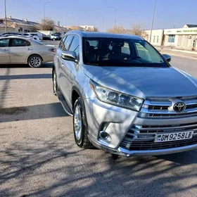 Toyota Highlander 2017