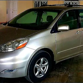 Toyota Sienna 2008