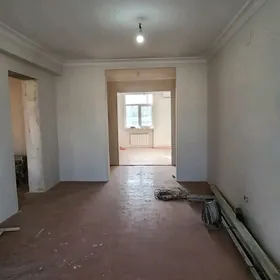  10 МКР 2 ЭТ 4 КОМ 72 М²