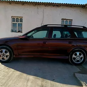 Opel Vectra 2000