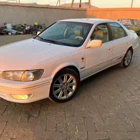 Toyota Camry 1998
