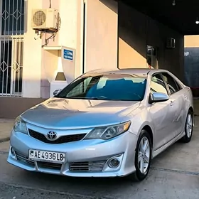 Toyota Camry 2013