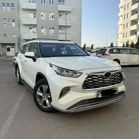 Toyota Highlander 2020
