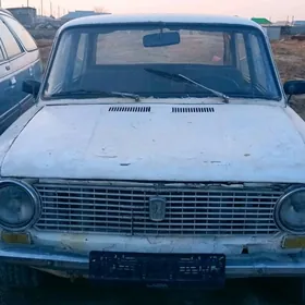 Lada 2104 1987