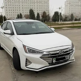 Hyundai Elantra 2020