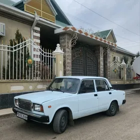 Lada 2107 2000