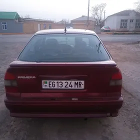 Nissan Primera 1996