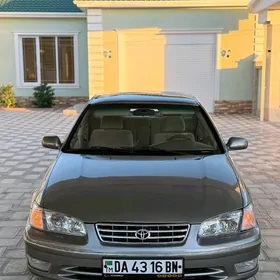 Toyota Camry 1998
