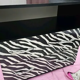 пелинальный столик