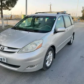 Toyota Sienna 2006