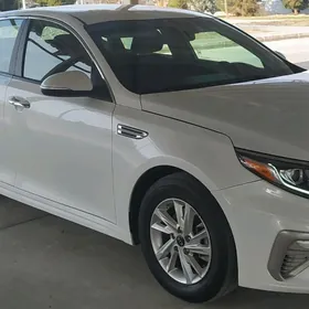 Kia Optima 2020