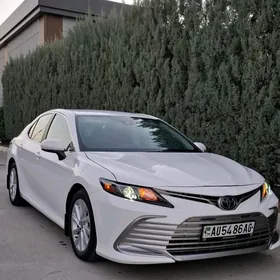 Toyota Camry 2023