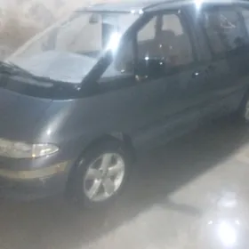 Toyota Previa 1993