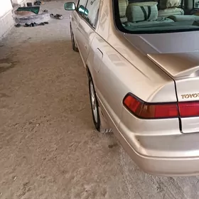 Toyota Camry 1999