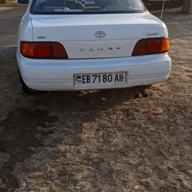 Toyota Camry 1992