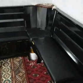 uglawoyny otyrlyan kuxniyada