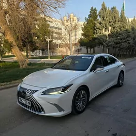 Lexus ES 350 2023