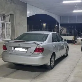 Toyota Camry 2003