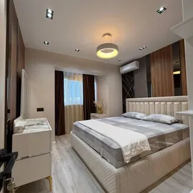 Мир 4 4 ком 110 м2 люкс!