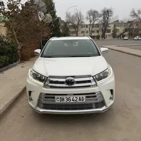 Toyota Highlander 2017