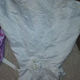 платья вечерние