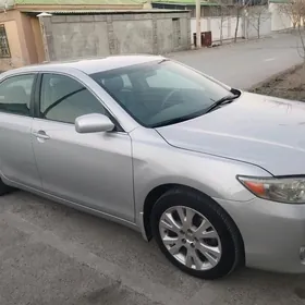 Toyota Camry 2011