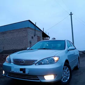 Toyota Camry 2005