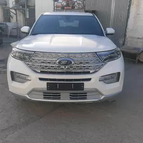 Ford Explorer 2023