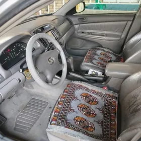 Toyota Camry 2004