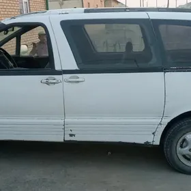 Toyota Previa 1998